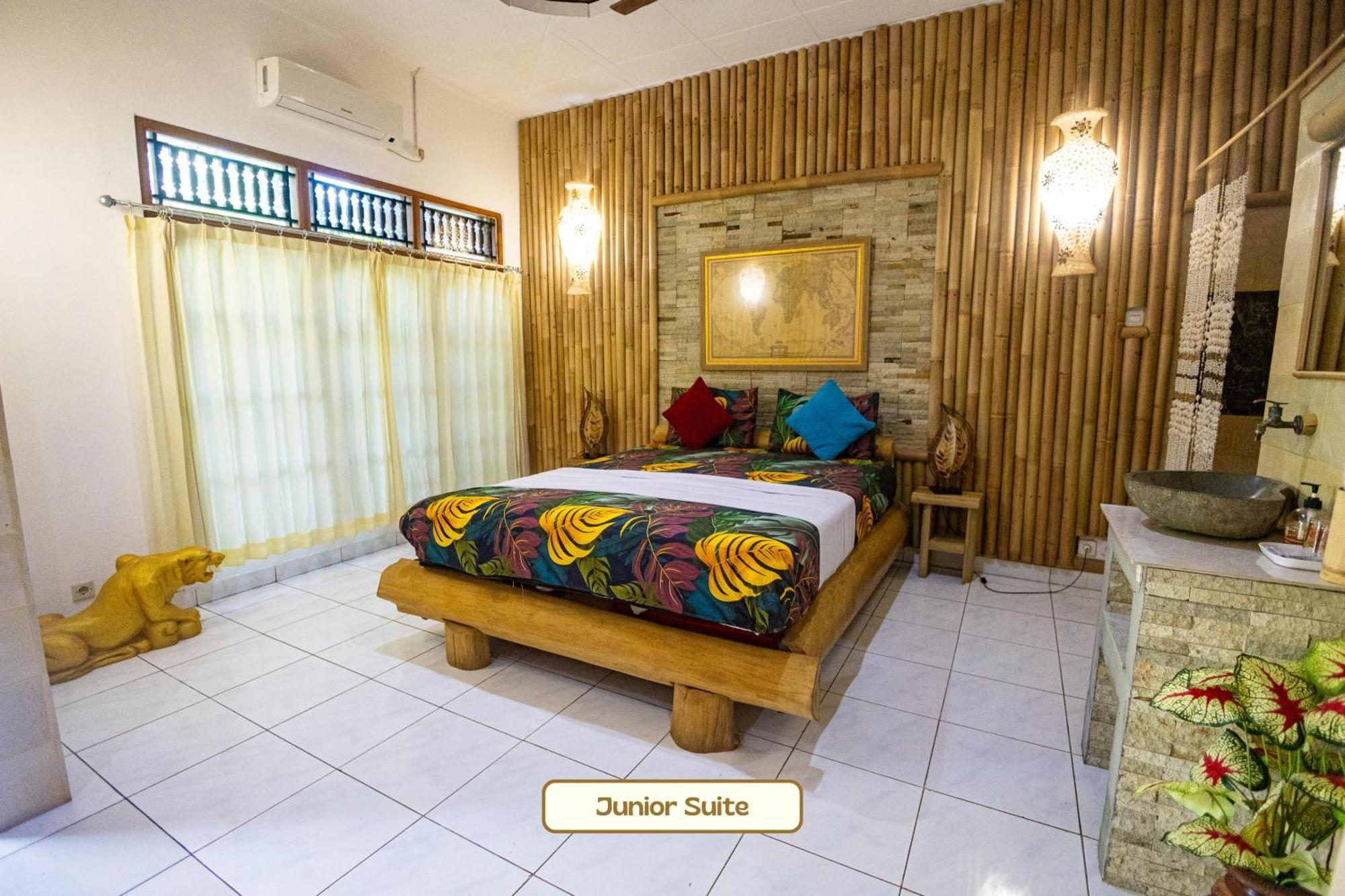 Kaia Lovina Guest House Junior Suite Eksteriør bilde